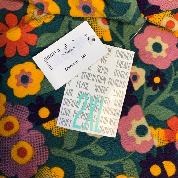 LulaRoe - Picture 4 of 7